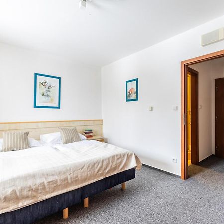 Sporthotel Kurzovní pod Pradědem Karlova Studánka Habitación foto